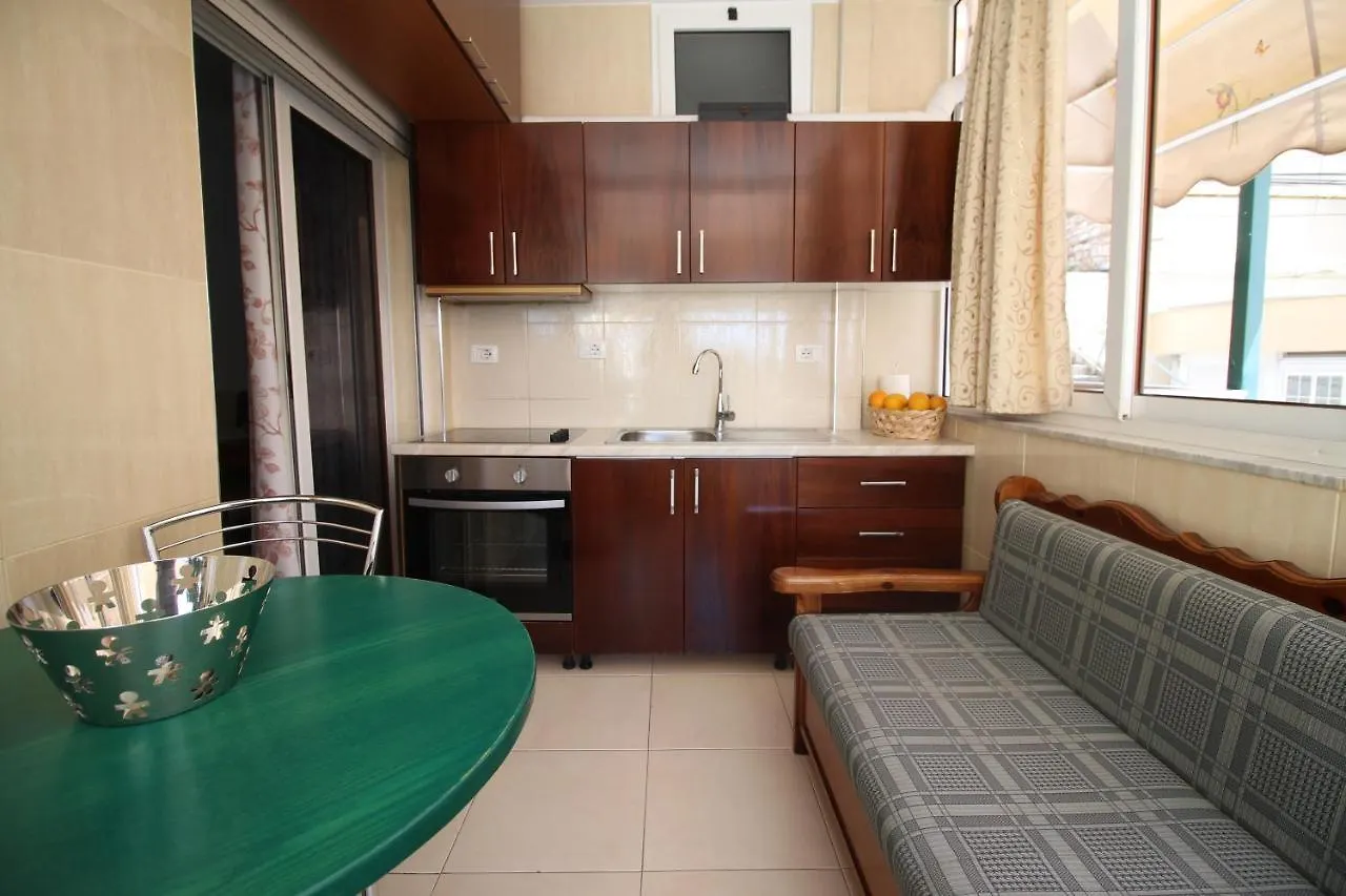 Klajdi Apartaments Sarande