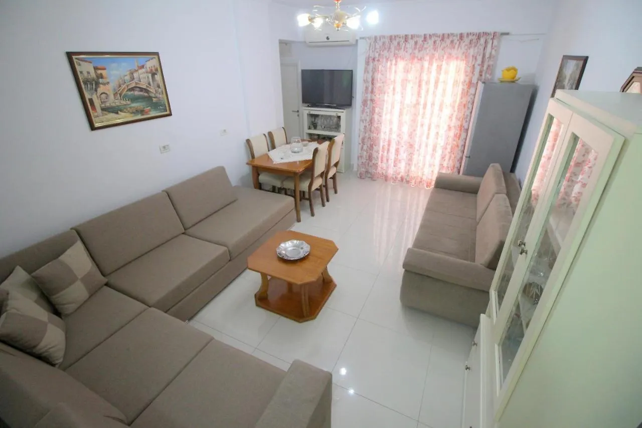 Klajdi Apartaments Sarande Apartment