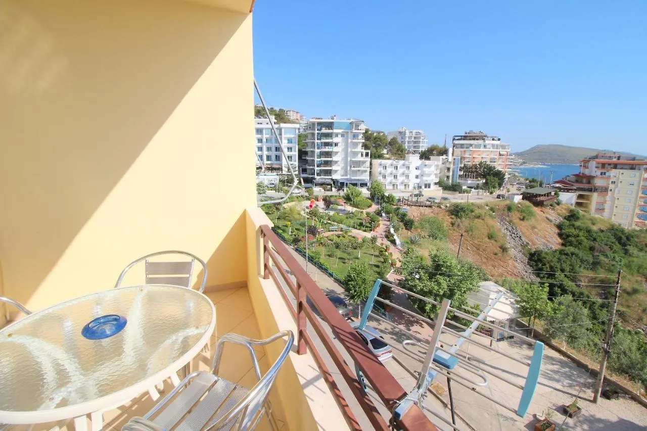 Klajdi Apartaments Sarande Apartment
