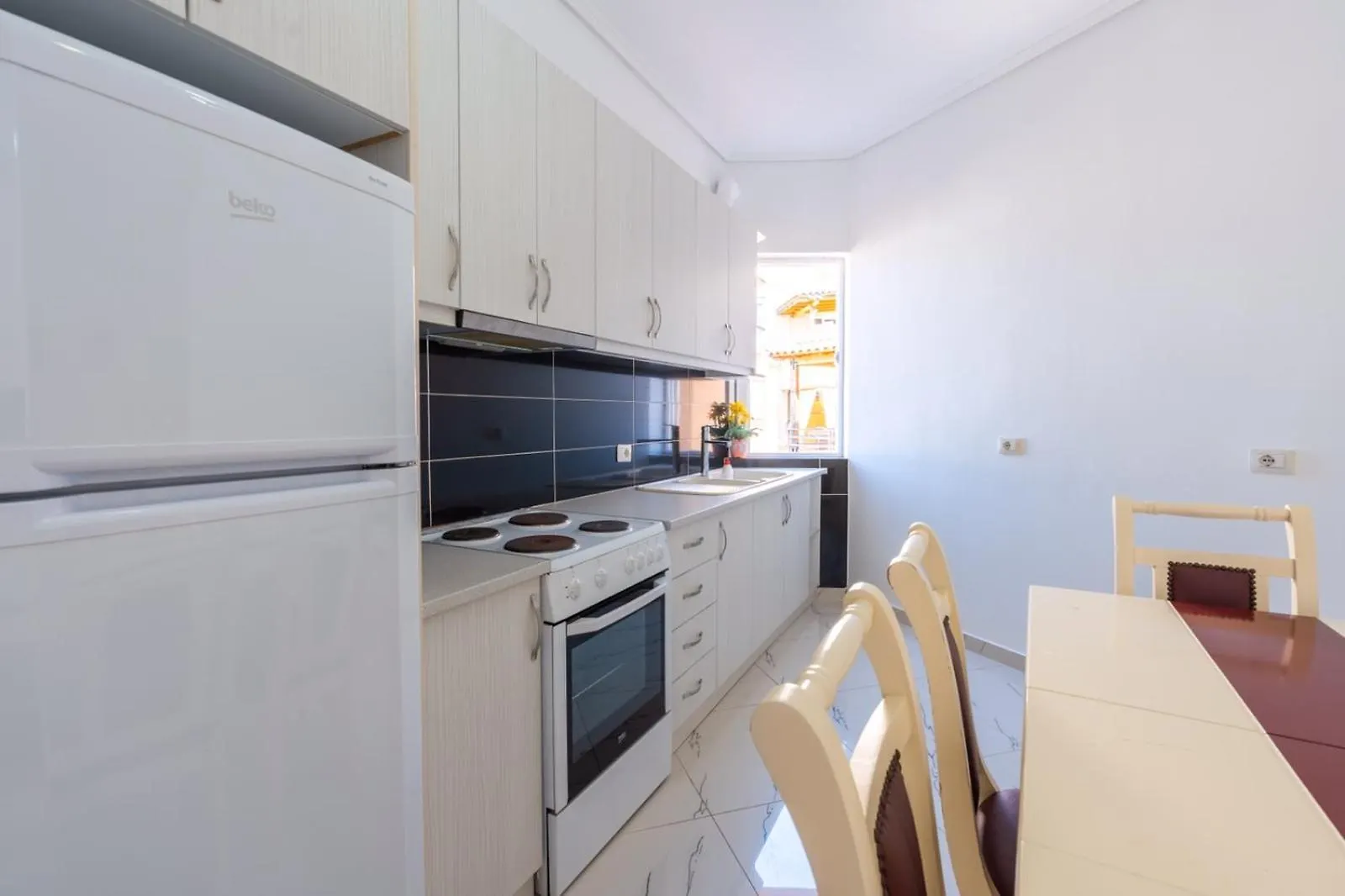 Klajdi Apartaments Sarande Albania