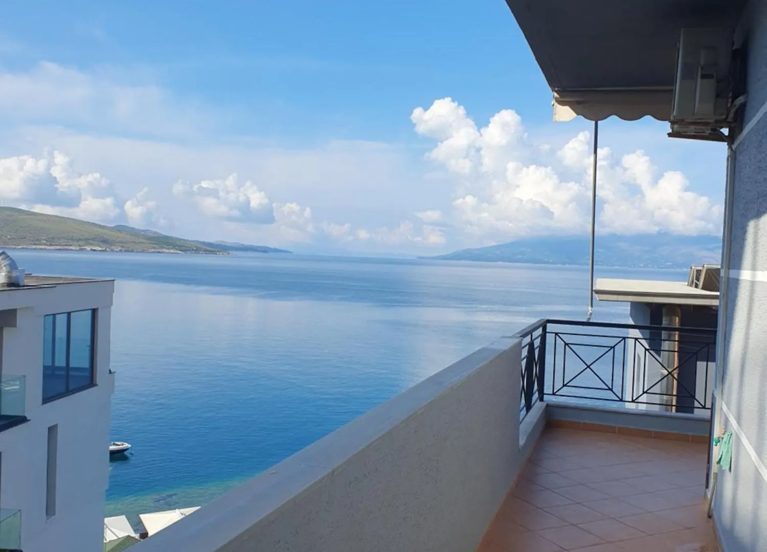 Klajdi Apartaments Sarande