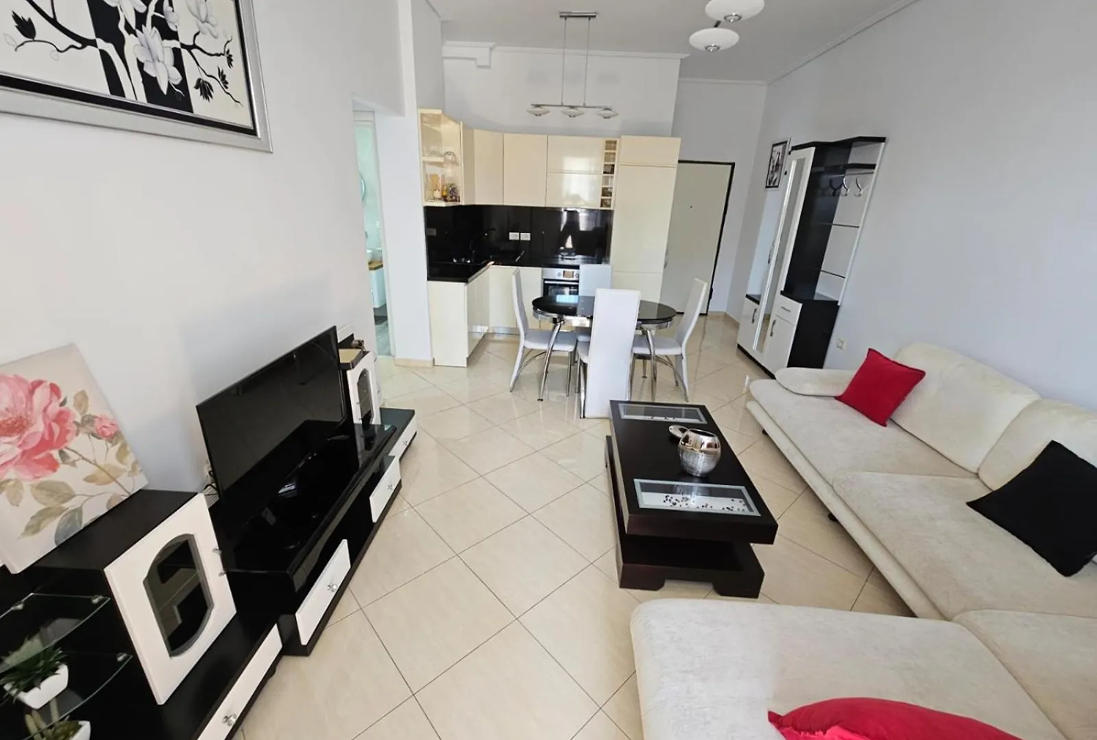 Klajdi Apartaments Sarande Apartment