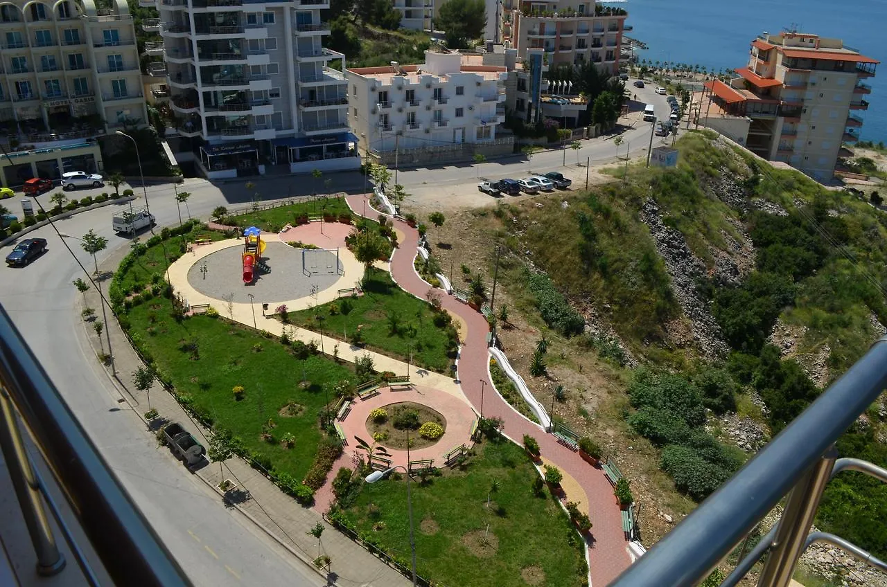 Klajdi Apartaments Sarande Apartment